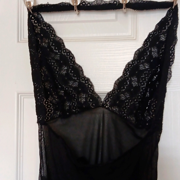 Cami/Teddy.Size Small. Black Nylon.EUC. - Picture 6 of 10